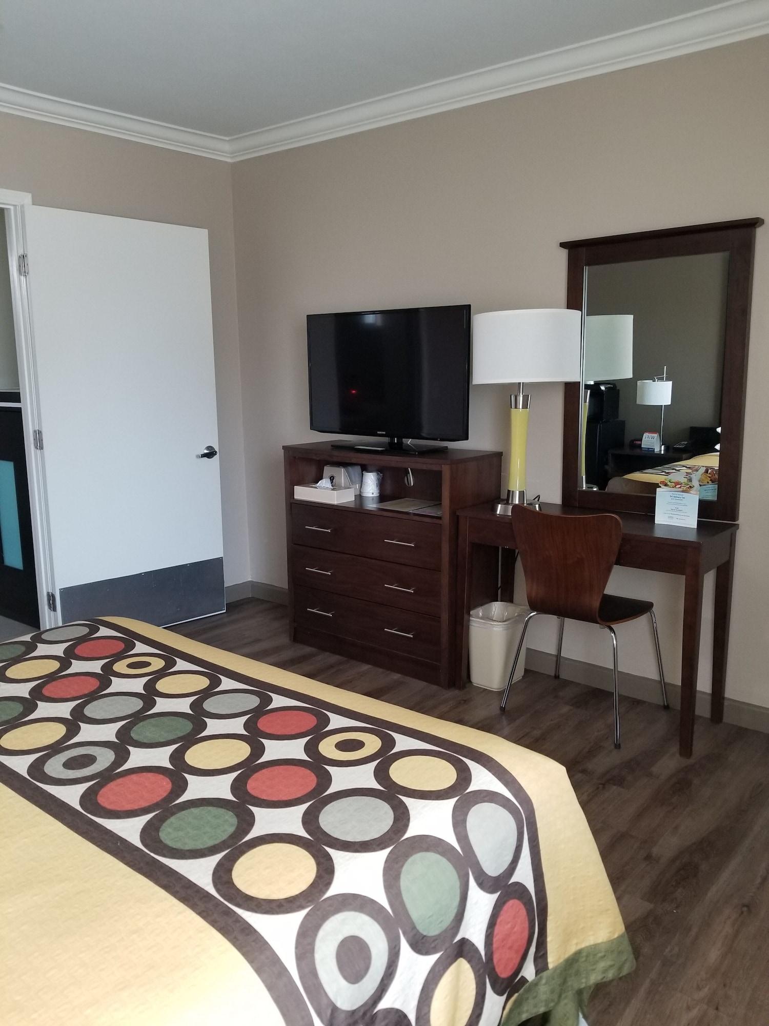 Super 8 By Wyndham Los Angeles-Culver City Area Εξωτερικό φωτογραφία